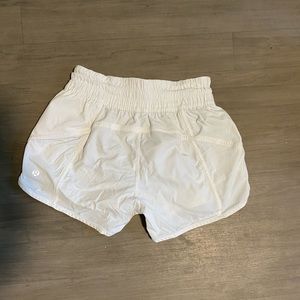 Lululemon Tracker Lined Shorts 4”